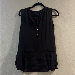 Banana Republic Elegant Purple Sleeveless Ruffle Top Women’s size XS